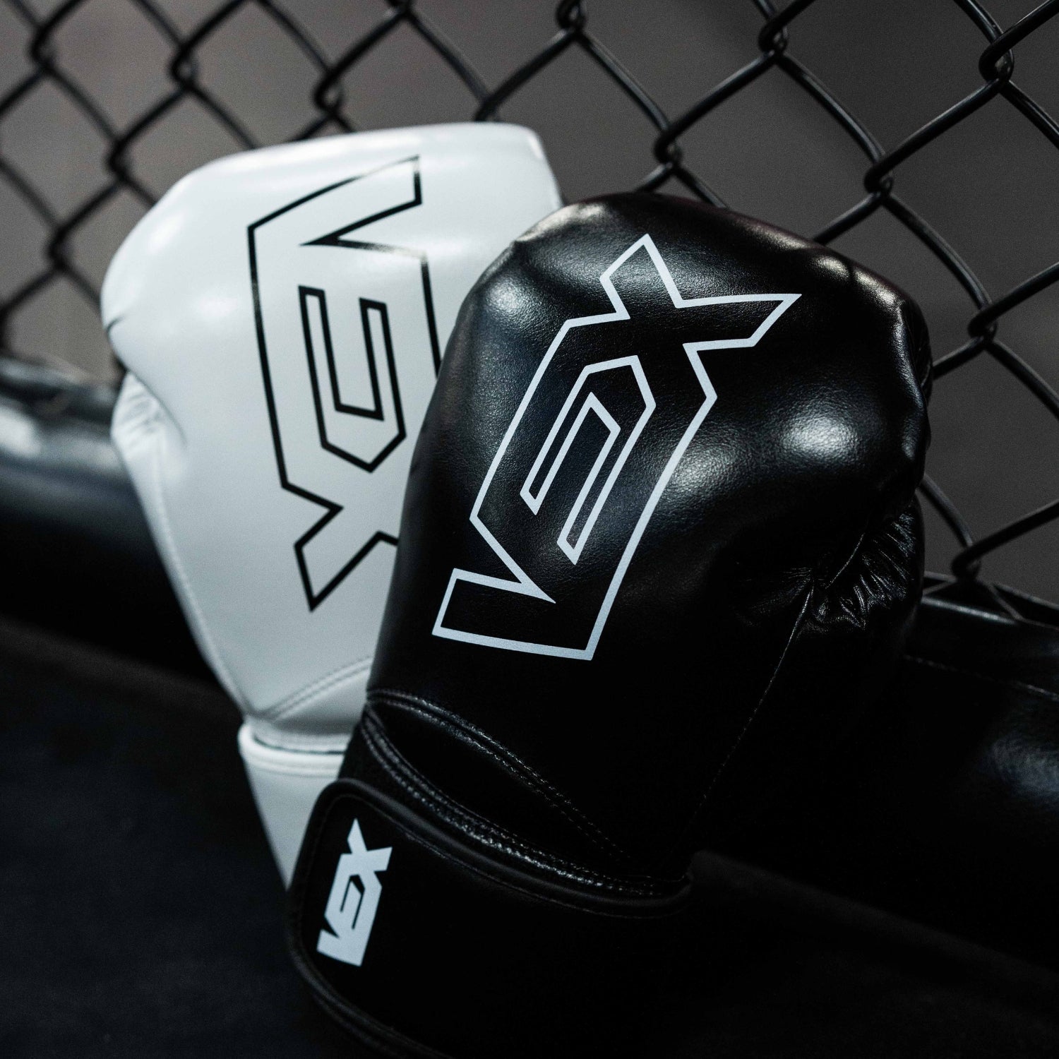 VEX Original Series Boxing Gloves (BLACK)